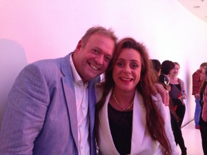 Jan van Setten, presenteert met humor, komt binnen en laat nooit meer los