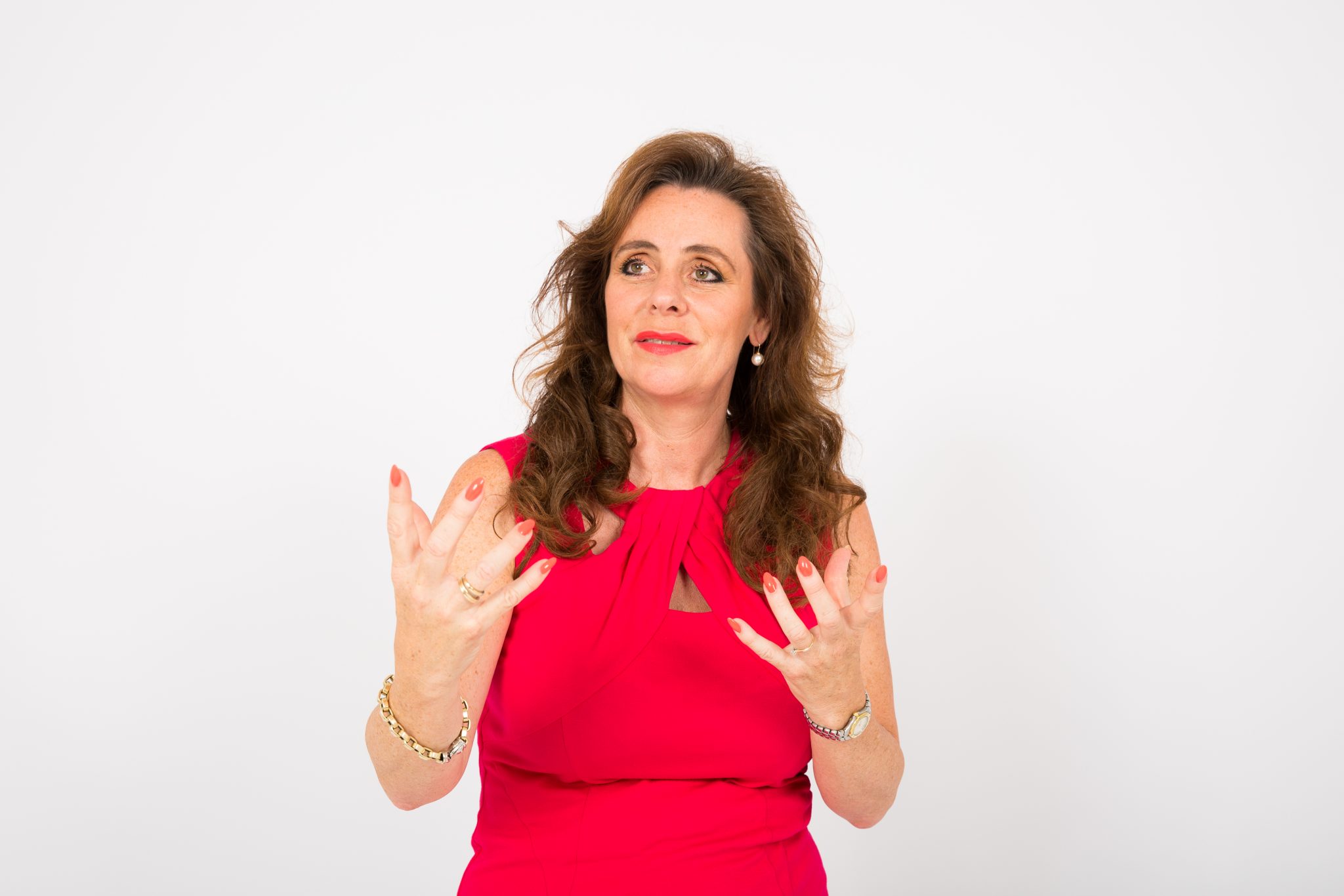 Bertine Blom spreker over Klantgeluk, Werkgeluk, Geluk in het Onderwijs en Jongerengeluk